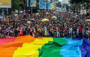 Ode a Diversidade: Basta existir para se ser completo.